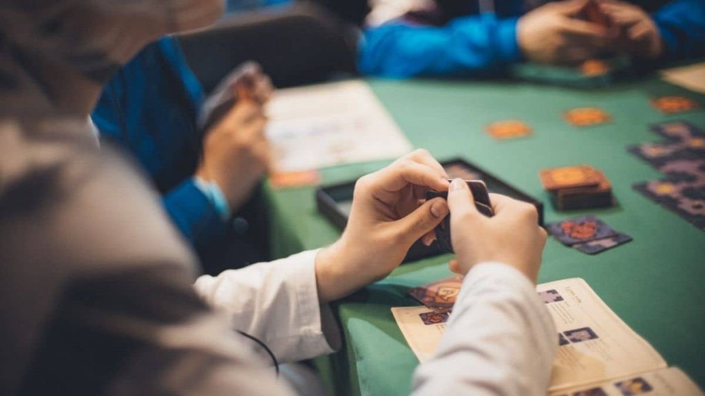 What is advantage gambling?