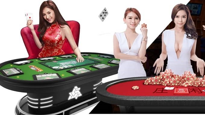 What are the responsibilities of casino dealers?